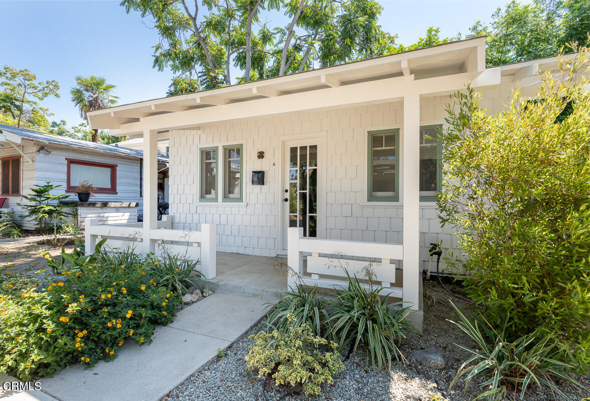 100 Palmetto Drive, Unit 6 Pasadena, CA 91105 - Photo 3 of 20 4.100 Palmetto_6_135v1_mls