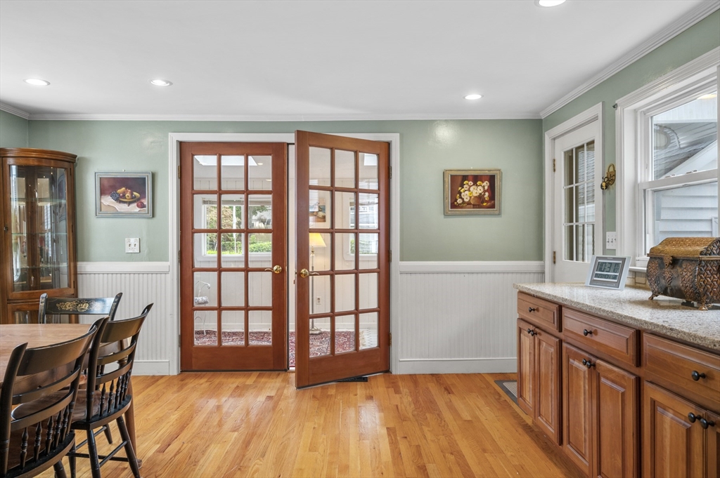 14 Arnold Road Peabody, MA 01960 - Photo 13 of 36