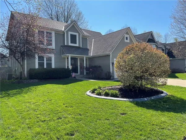 $450,729 | 15567 Apache Circle, Olathe, KS 66062