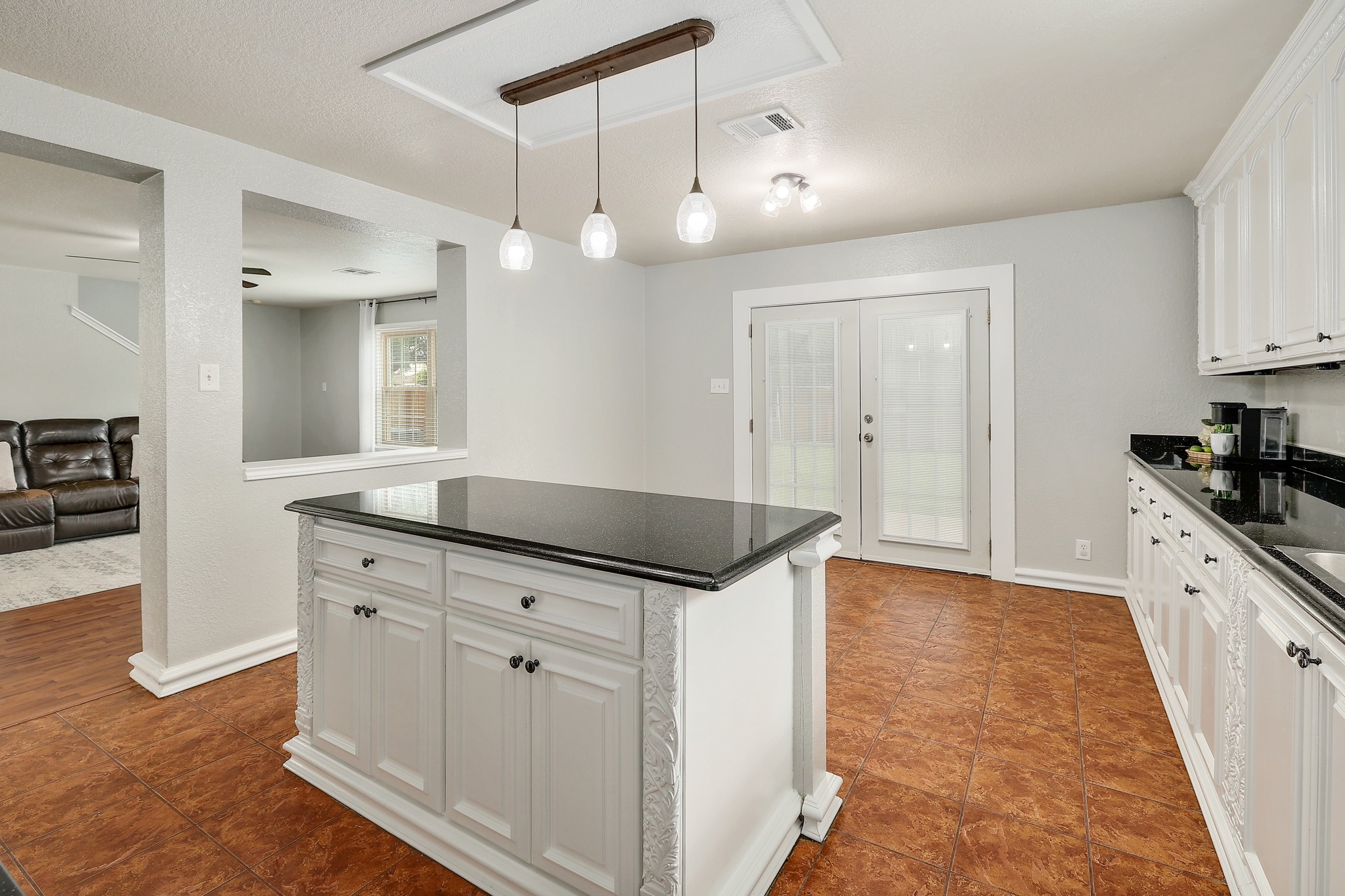 335 Mistletoe Lane Kyle, TX 78640 - Photo 12 of 40