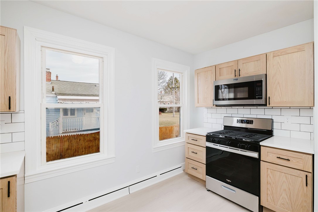 38 Madison Street Pawtucket, RI 02861 - Photo 11 of 47