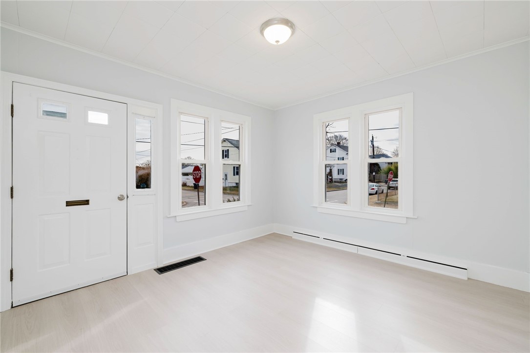 38 Madison Street Pawtucket, RI 02861 - Photo 16 of 47