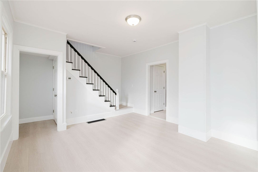 38 Madison Street Pawtucket, RI 02861 - Photo 17 of 47