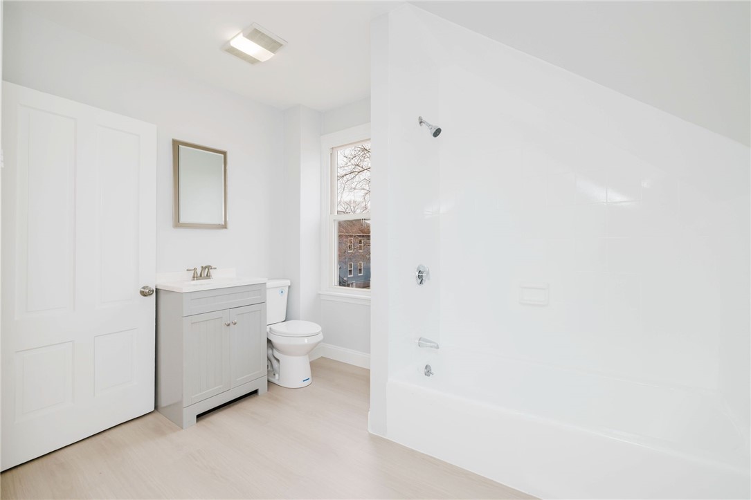 38 Madison Street Pawtucket, RI 02861 - Photo 27 of 47