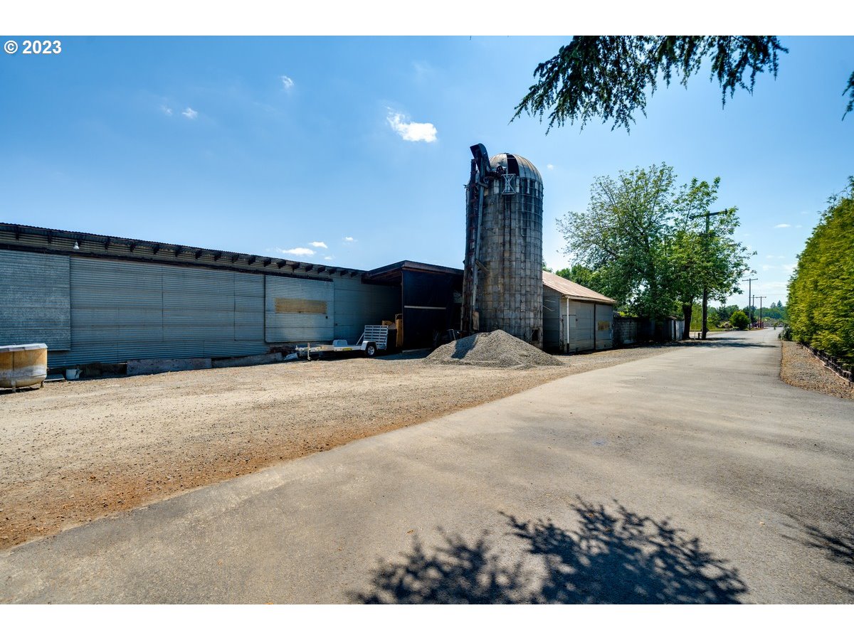 3100 Lone Oak Road North McMinnville, OR 97128 - Photo 21 of 32