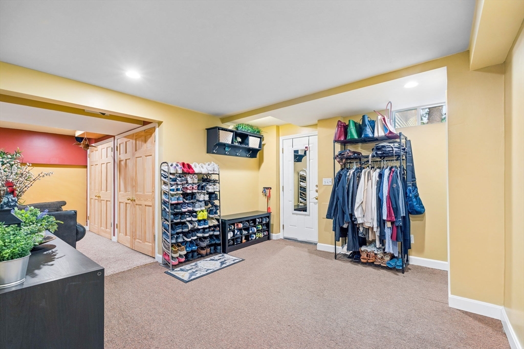 45 Braeburn Road, Unit 45 Boston, MA 02136 - Photo 16 of 40