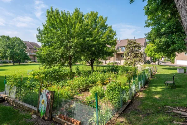 $1,495 | 1425 West 28th Street, Unit 106, Minneapolis, MN 55408