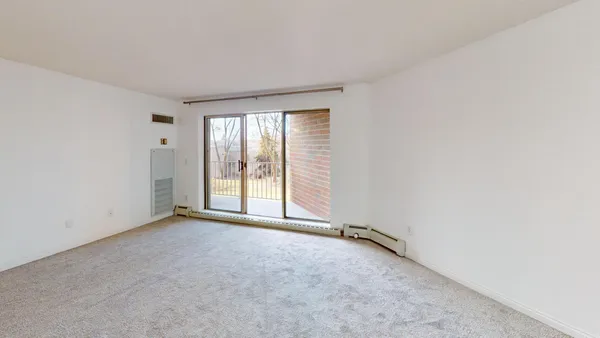 $1,495 | 1425 West 28th Street, Unit 106, Minneapolis, MN 55408