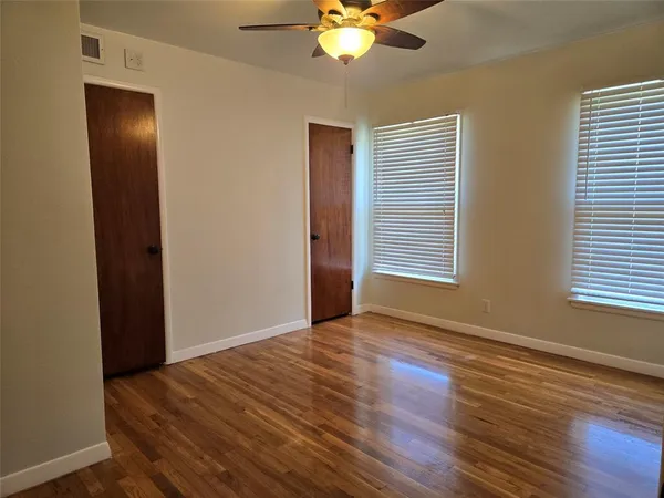 $1,665 | 1224 South Lamar Street, Weatherford, TX 76086