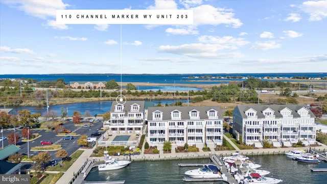 $950,000 | 110 Channel Marker Way, Unit 203, Grasonville, MD 21638