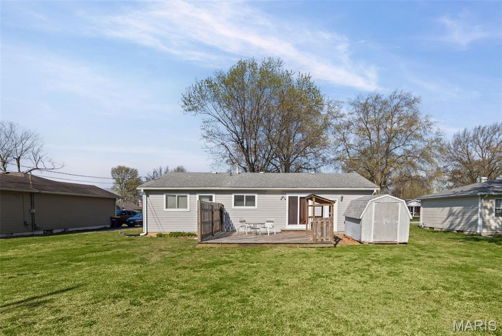 14 Dee Street Moro, IL 62067 - Photo 2 of 6