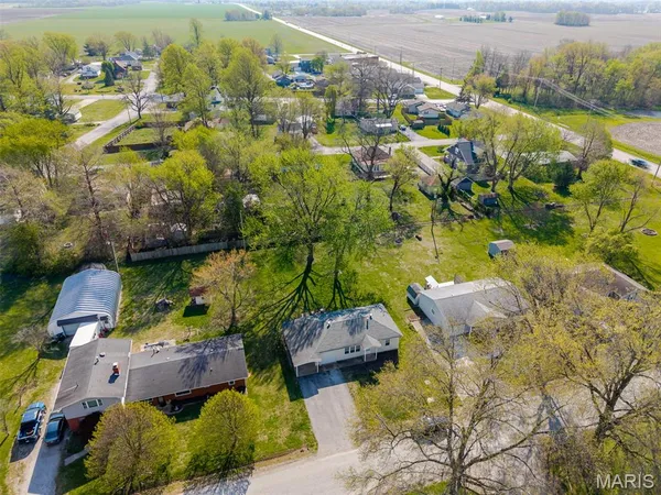 $198,000 | 14 Dee Street, Moro, IL 62067