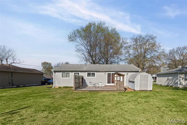 $198,000 | 14 Dee Street, Moro, IL 62067