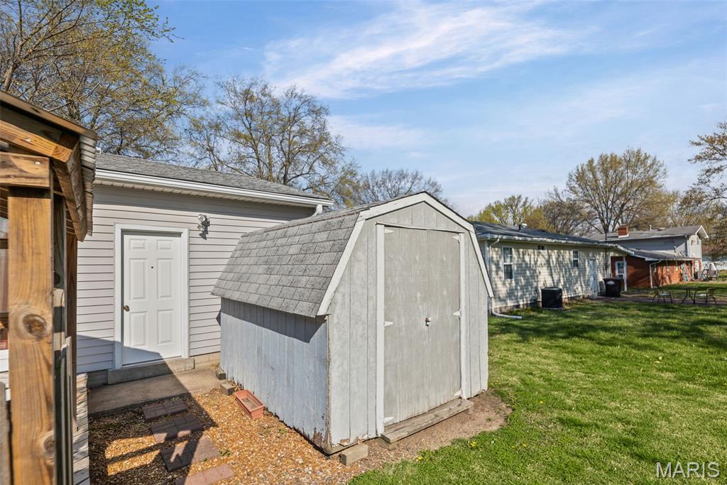 14 Dee Street Moro, IL 62067 - Photo 5 of 23