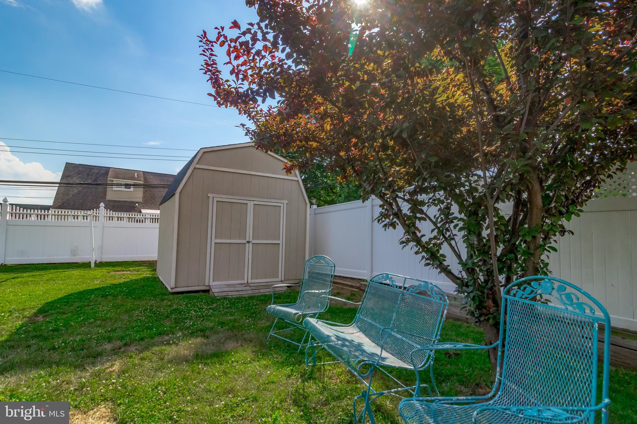 37 Pine Needle Road Levittown, PA 19056 - Photo 26 of 28 Rear yard, shed