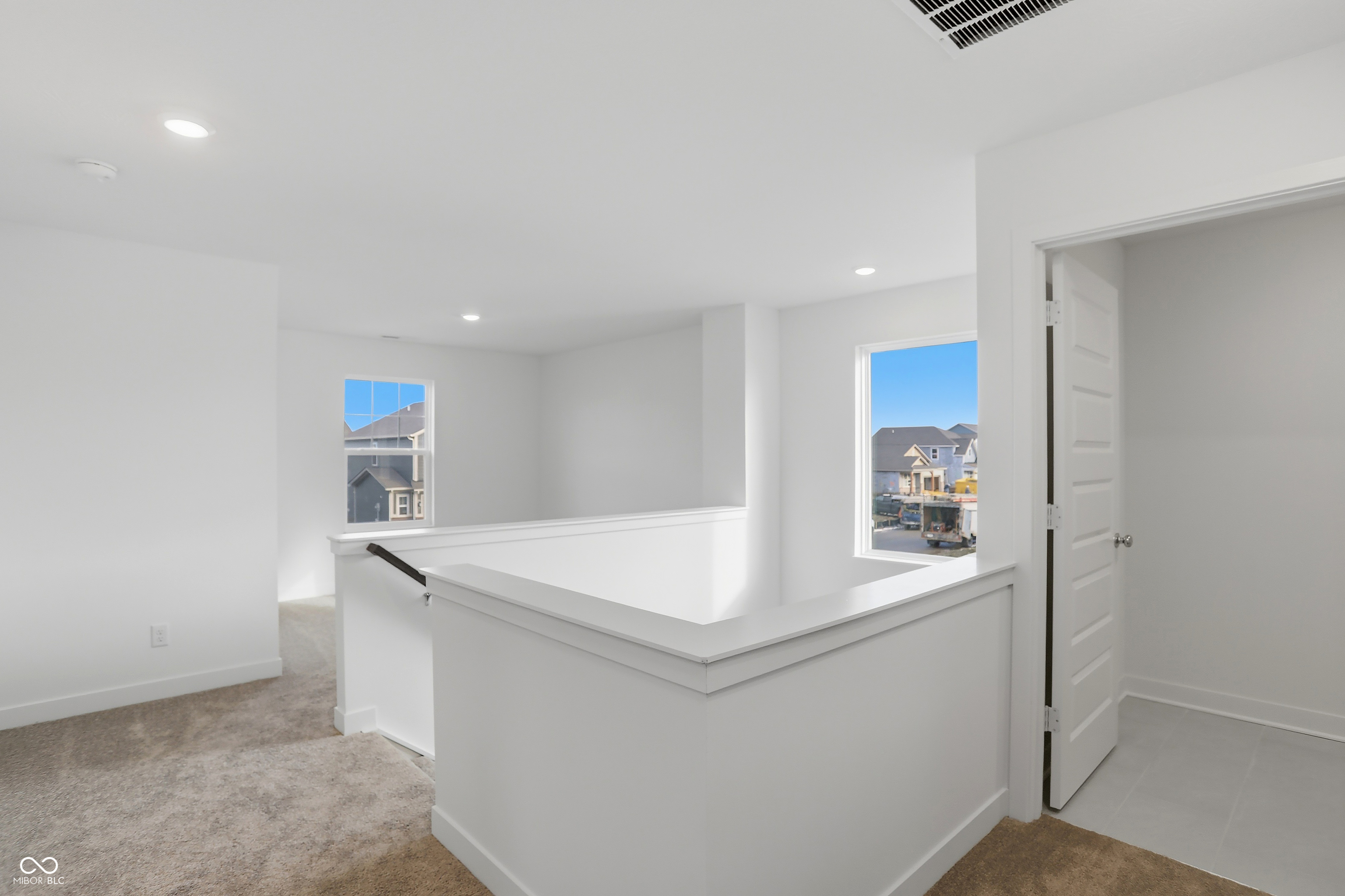 15451 Alperton Road Fishers, IN 46037 - Photo 26 of 45