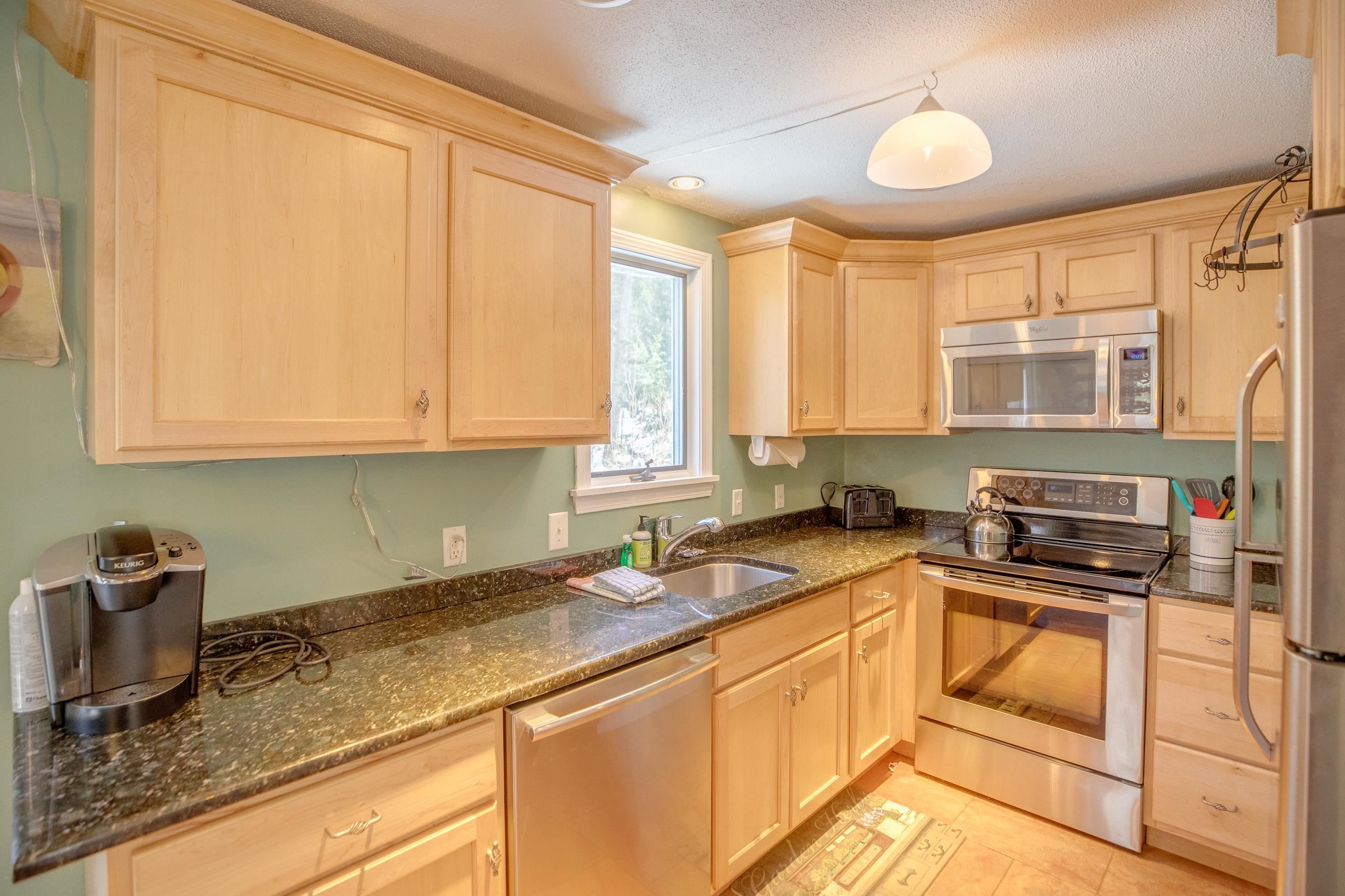 95 Goose Hollow Road Campton, NH 03223 - Photo 12 of 38