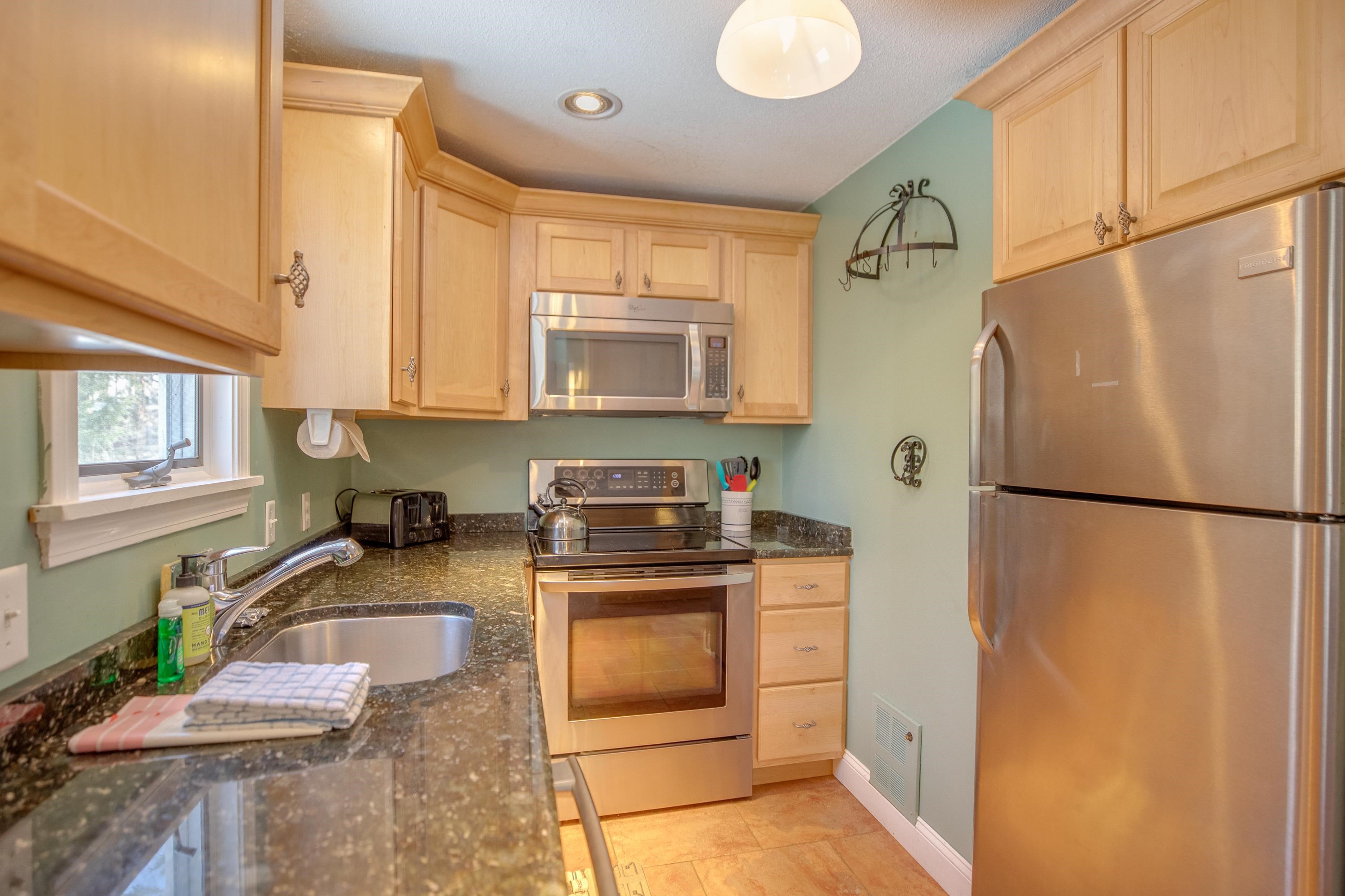 95 Goose Hollow Road Campton, NH 03223 - Photo 13 of 38