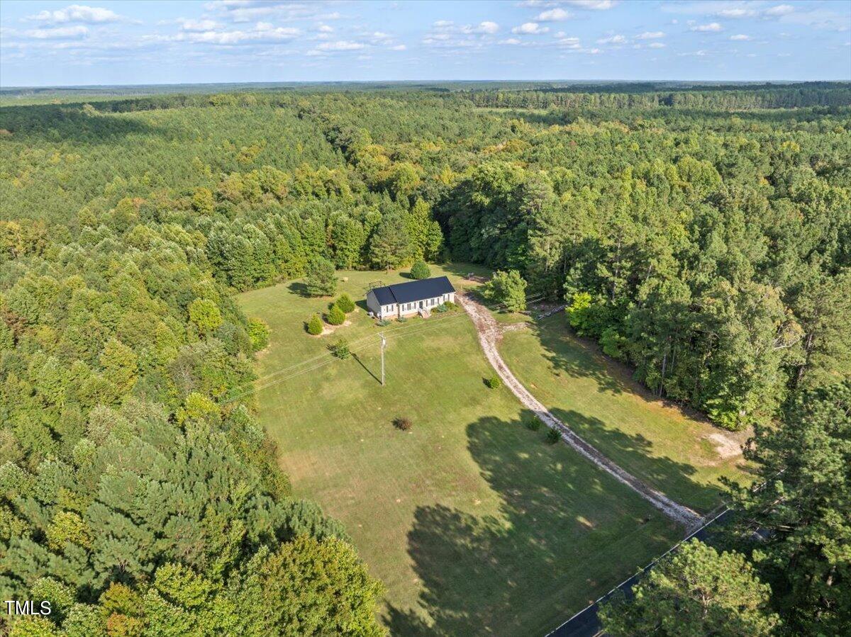 633 Mountain View Road Macon, NC 27551 - Photo 27 of 28 27-DJI_20240921143431_0088_D