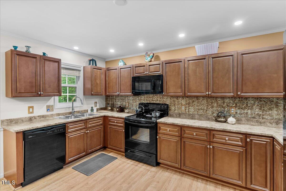 633 Mountain View Road Macon, NC 27551 - Photo 8 of 28 10-DSC09808