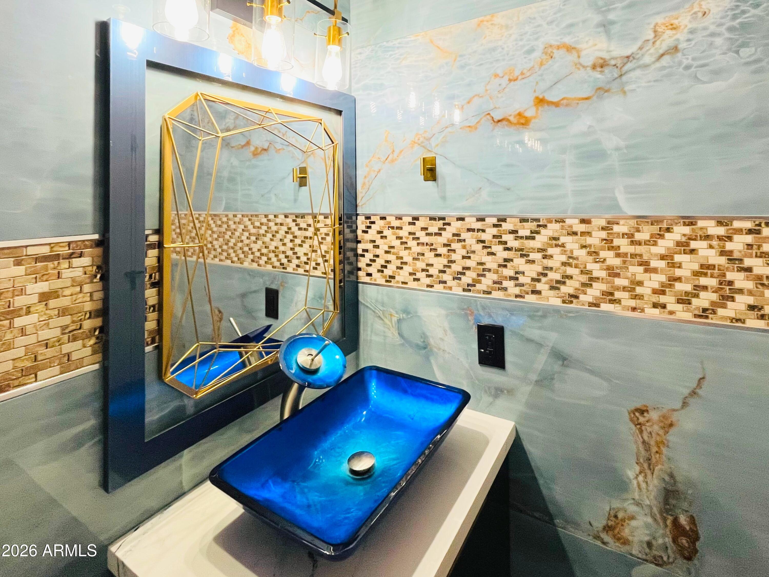 8709 East Gail Road Scottsdale, AZ 85260 - Photo 21 of 31 Bathroom