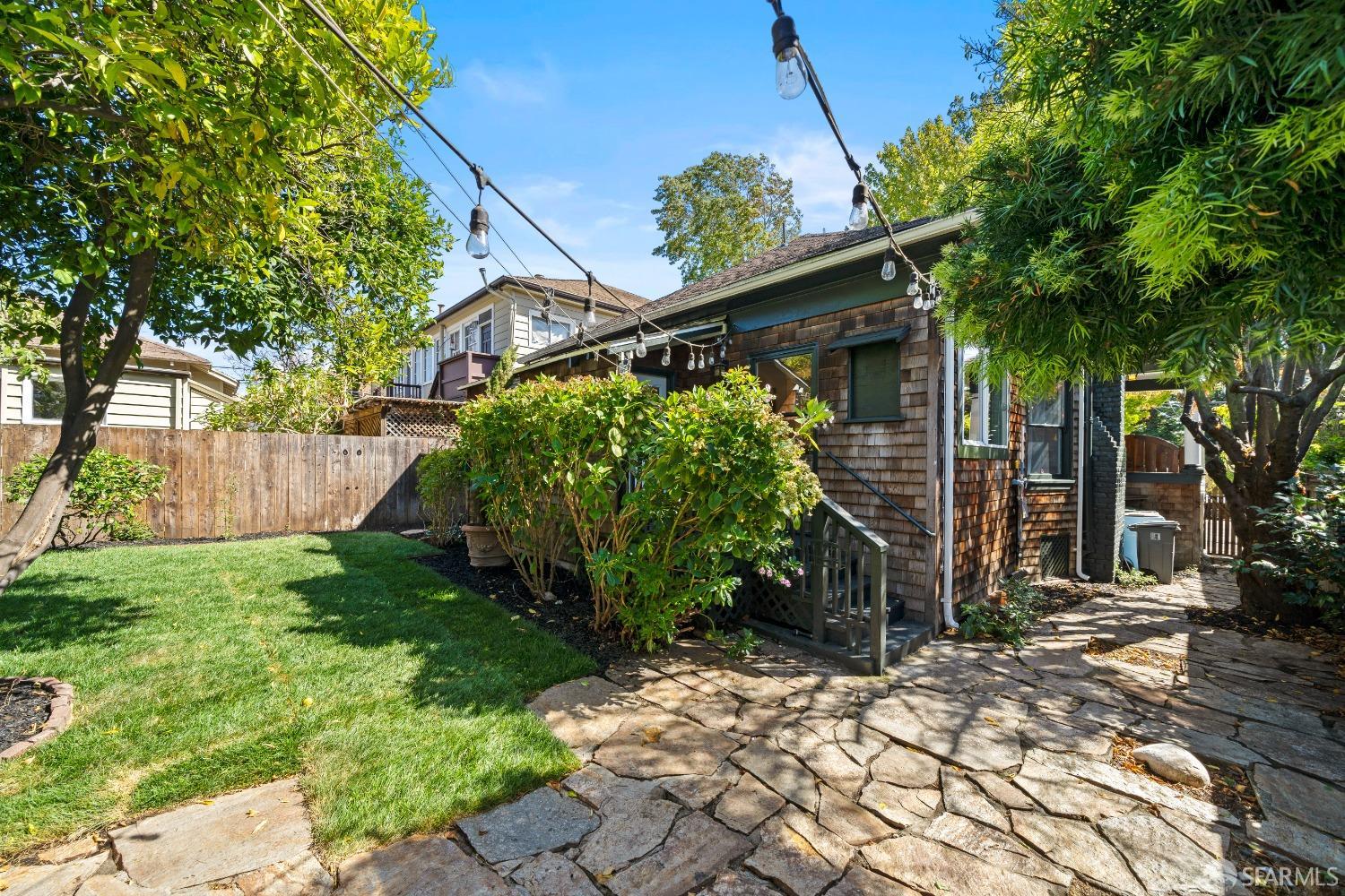 1639 Dwight Way Berkeley, CA 94703 - Photo 29 of 37