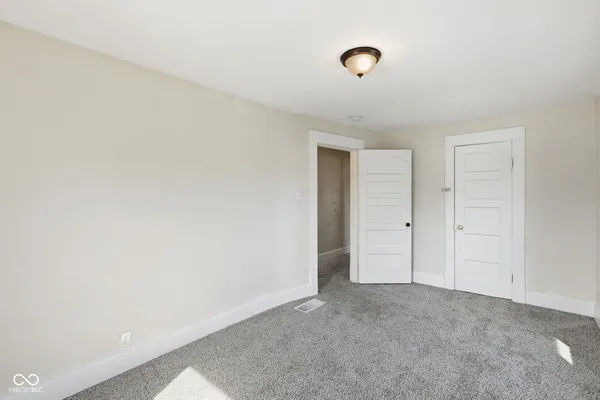 $165,000 | 1821-1823 Grand Avenue, New Castle, IN 47362