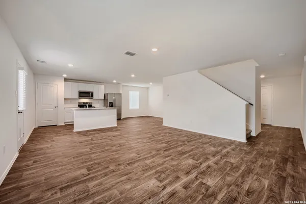 $1,995 | 5721 Bailey Downs, San Antonio, TX 78245