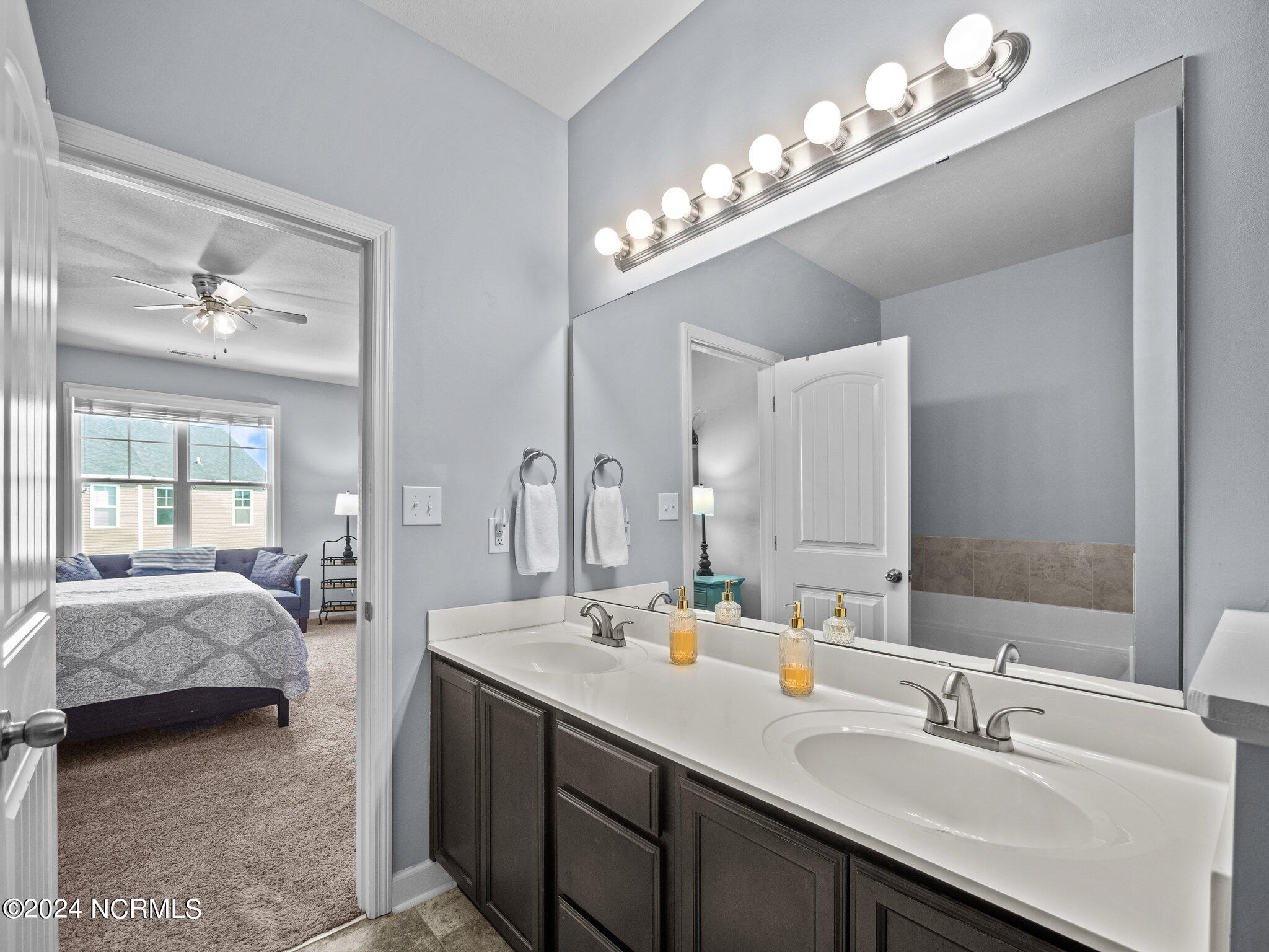 504 Caldwell Loop Jacksonville, NC 28546 - Photo 26 of 50 41-web-or-mls-P6170641