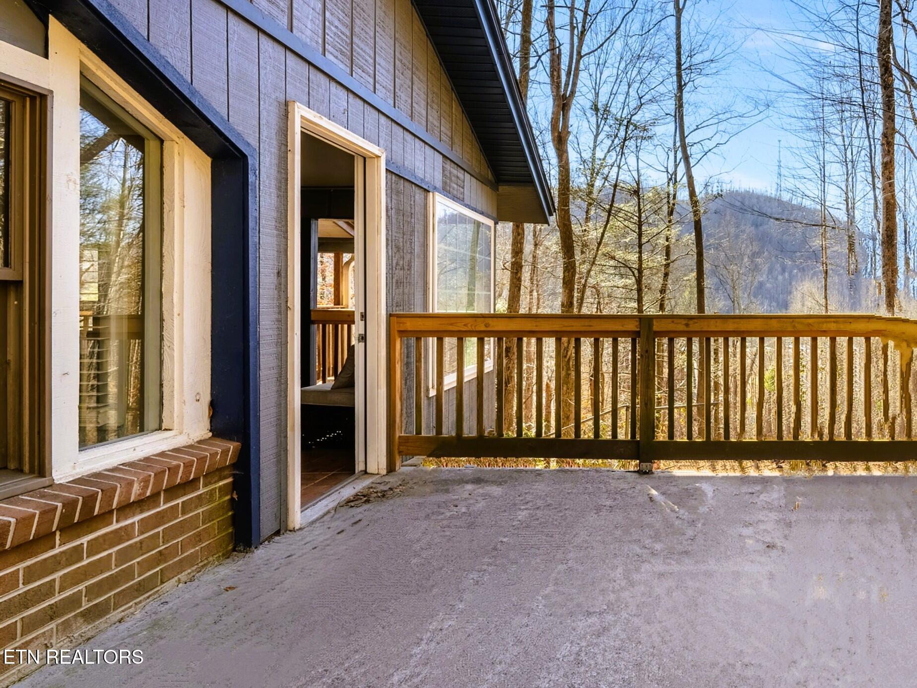751 Ridge Road Gatlinburg, TN 37738 - Photo 31 of 58 751 RR Main Back Porch