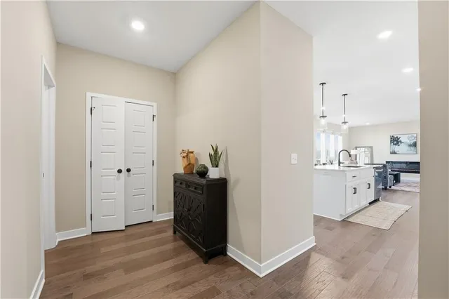 $526,489 | 11115 North Glenwood Avenue, Kansas City, MO 64157