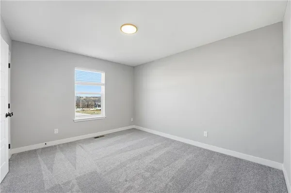$526,489 | 11115 North Glenwood Avenue, Kansas City, MO 64157