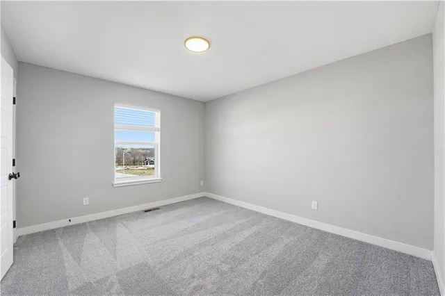 $526,489 | 11115 North Glenwood Avenue, Kansas City, MO 64157