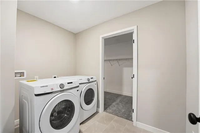 $526,489 | 11115 North Glenwood Avenue, Kansas City, MO 64157