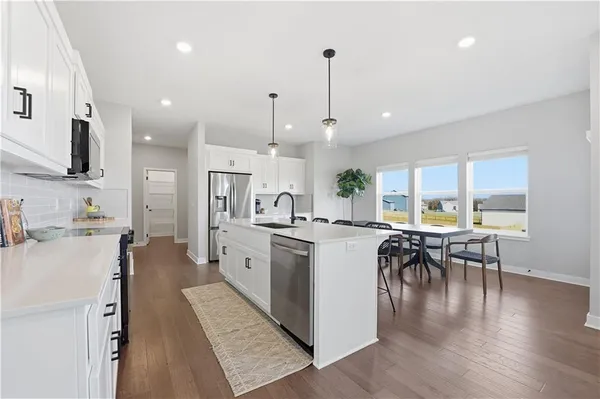 $526,489 | 11115 North Glenwood Avenue, Kansas City, MO 64157