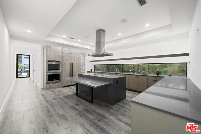 $10,495 | 1613 South Wooster Street, Los Angeles, CA 90035