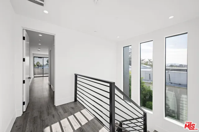 $10,495 | 1613 South Wooster Street, Los Angeles, CA 90035