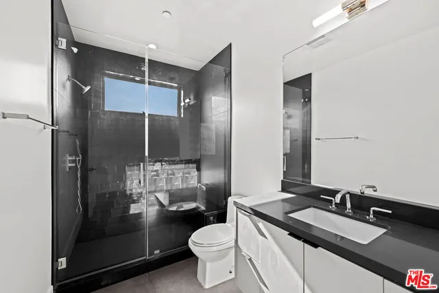 $10,495 | 1613 South Wooster Street, Los Angeles, CA 90035