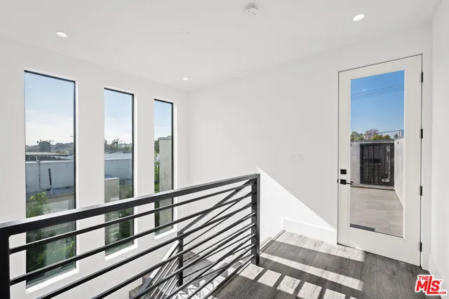 $10,495 | 1613 South Wooster Street, Los Angeles, CA 90035