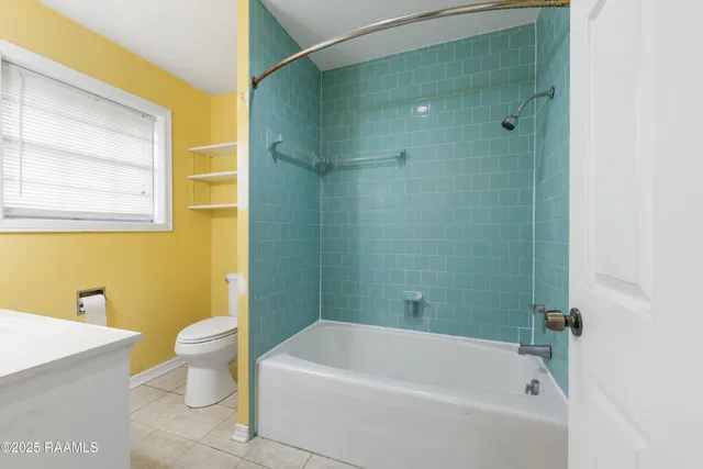 $215,000 | 135 Oak Drive, St. Martinville, LA 70582