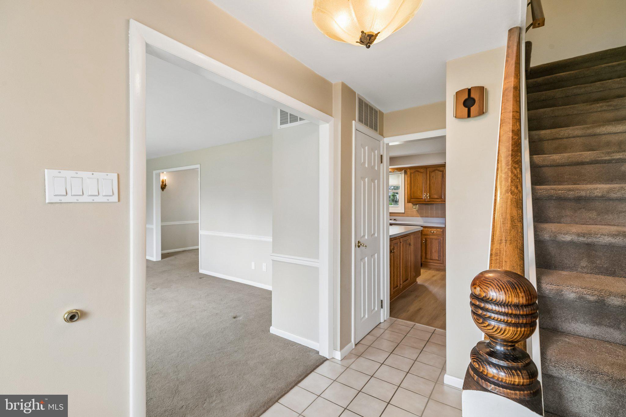 1571 Windmill Road Warminster, PA 18974 - Photo 3 of 35