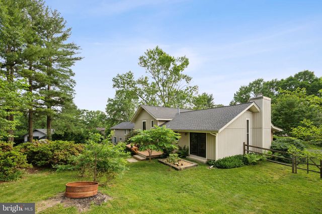 $600,000 | 9520 Aspenwood Court, Montgomery Village, MD 20886