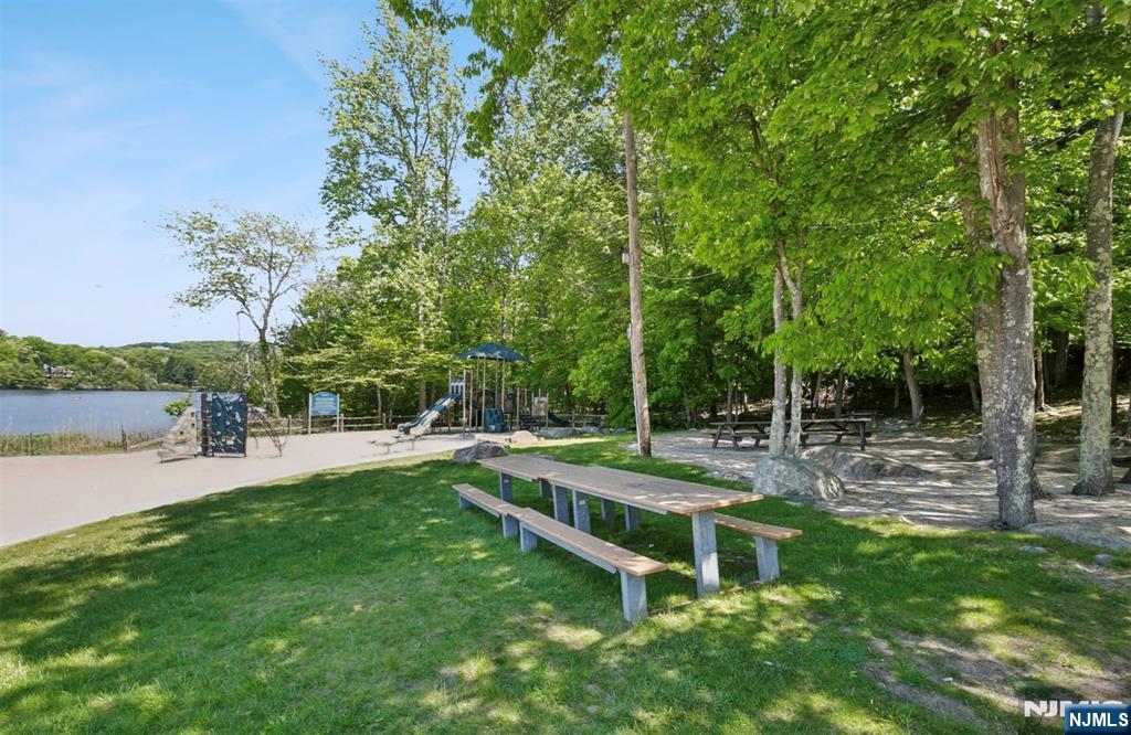 830 Shore Drive Butler, NJ 07405 - Photo 40 of 43