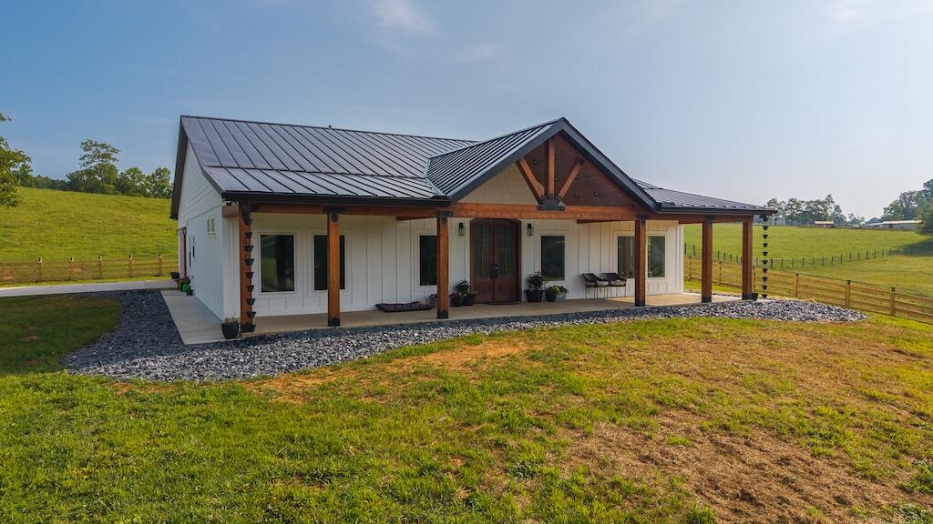 2822 Huffville Road Pilot, VA 24138 - Photo 2 of 92 2