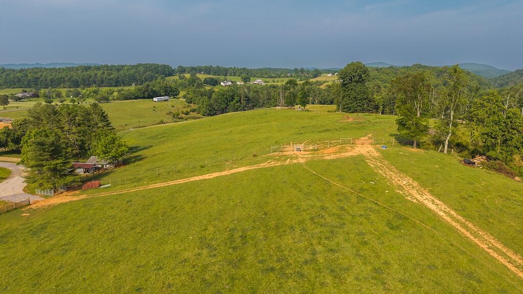 2822 Huffville Road Pilot, VA 24138 - Photo 59 of 92 60