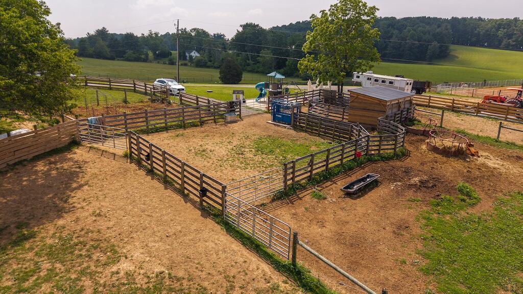 2822 Huffville Road Pilot, VA 24138 - Photo 74 of 92 75