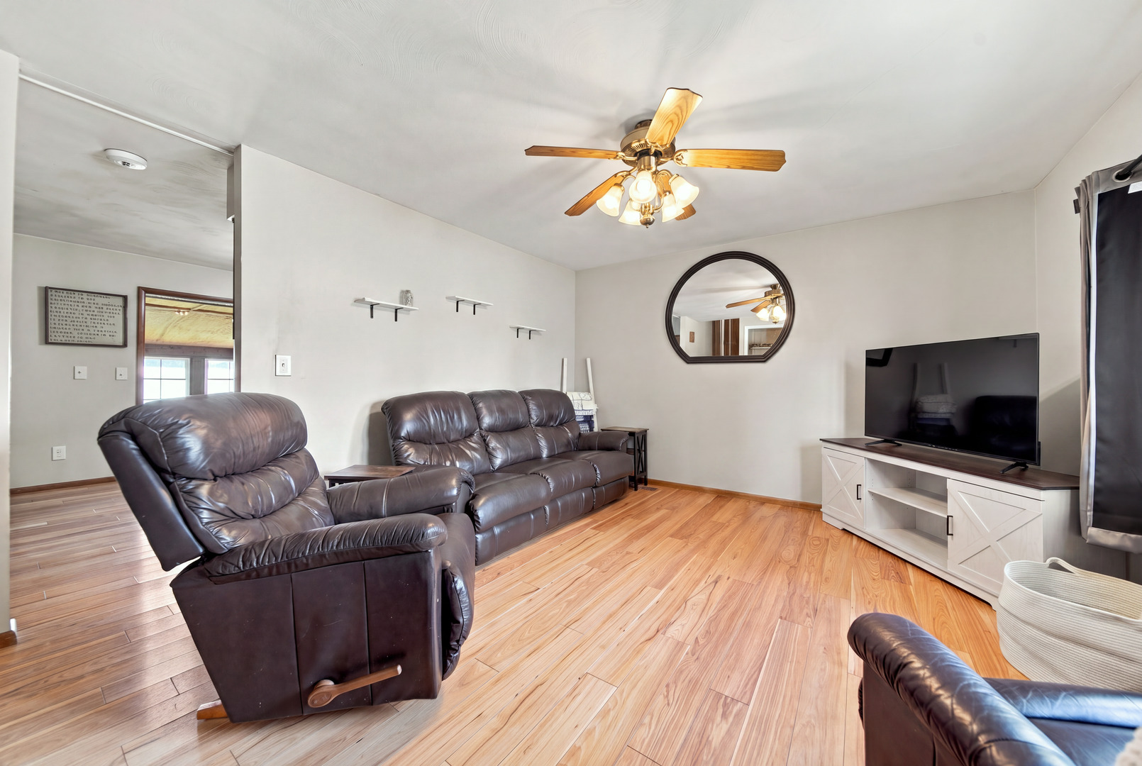 601 High Street Dixon, IL 61021 - Photo 6 of 22 Gallery Image 6