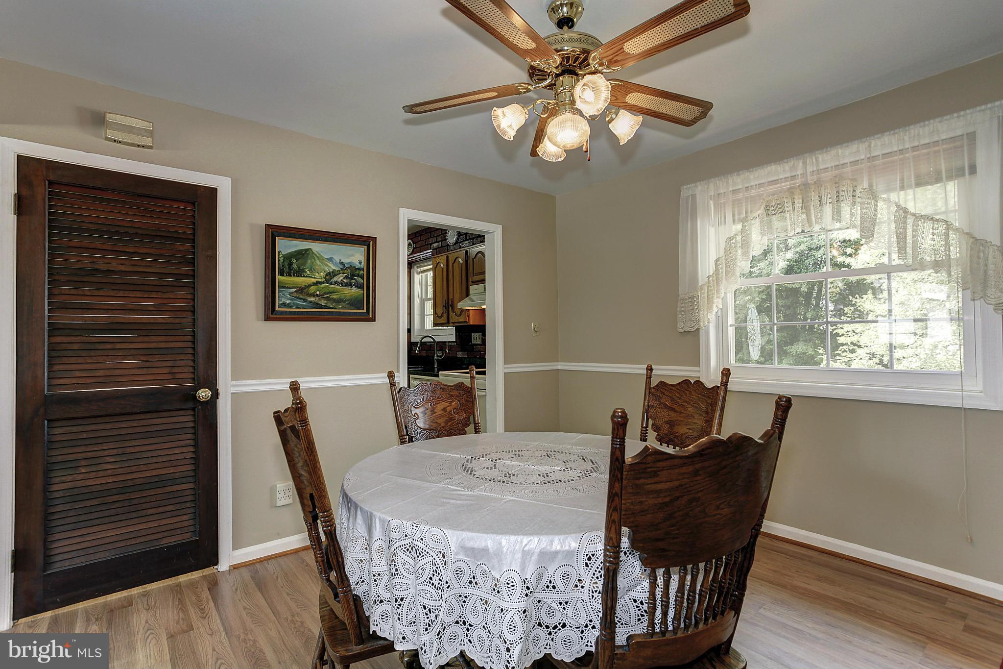 7202 Rice Street Falls Church, VA 22042 - Photo 4 of 22 Dining Room