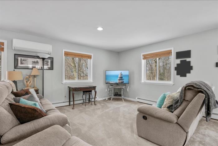 10 Wood Pond Road Cornwall, NY 12518 - Photo 14 of 20