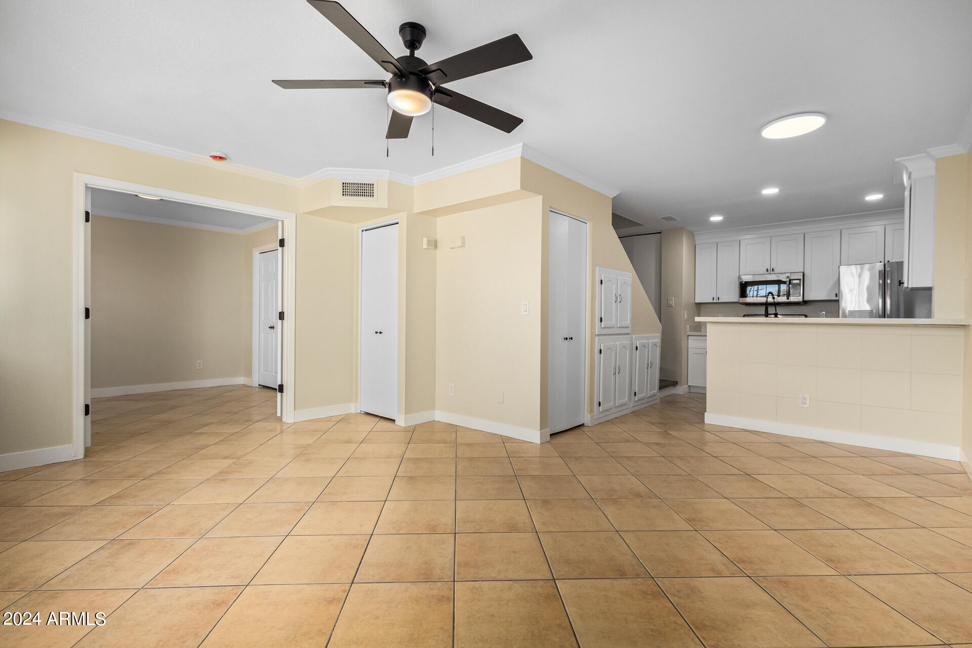 510 North Alma School Road, Unit 145 Mesa, AZ 85201 - Photo 5 of 25 0007-08-Alam School